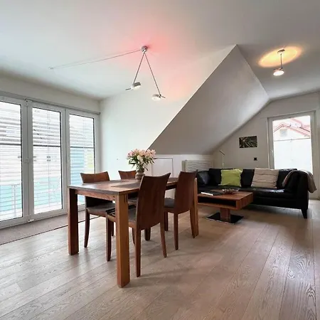 度假居 Savoir Vivre Modern Retreat